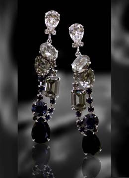 #15852 - Tuxedo Earrings - Albert Weiss Collection